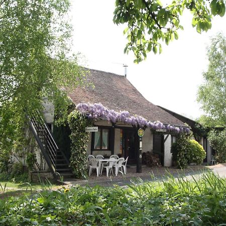 La Marechalerie Bed & Breakfast Monthodon Екстериор снимка